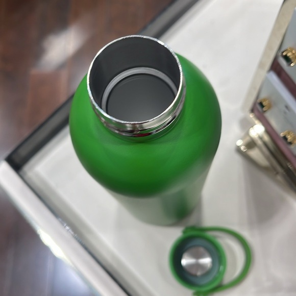 Kate Spade New York Water Bottle
NWT - Picture 3 of 10